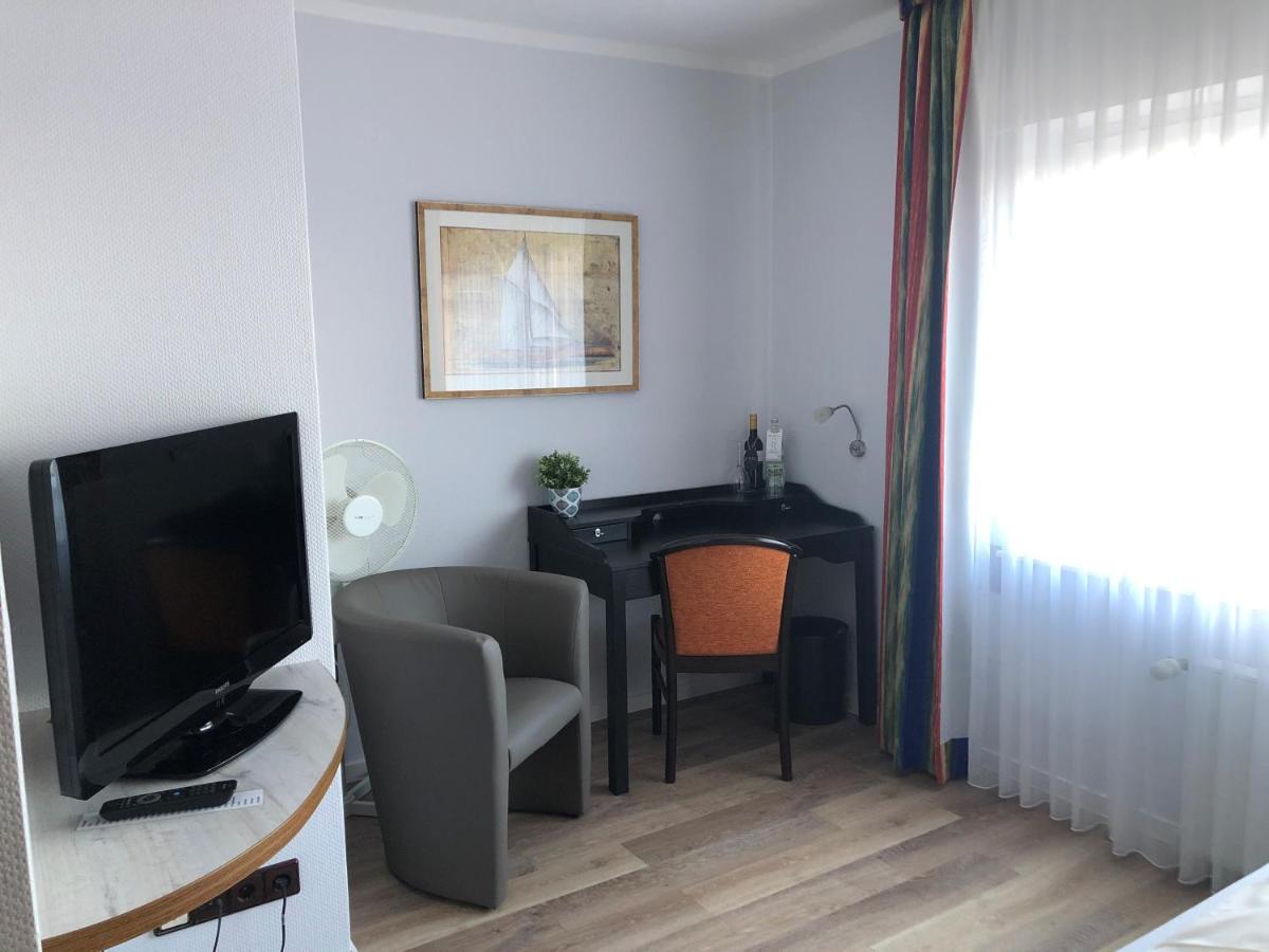 Marc5 Hotel Cadenberge מראה חיצוני תמונה